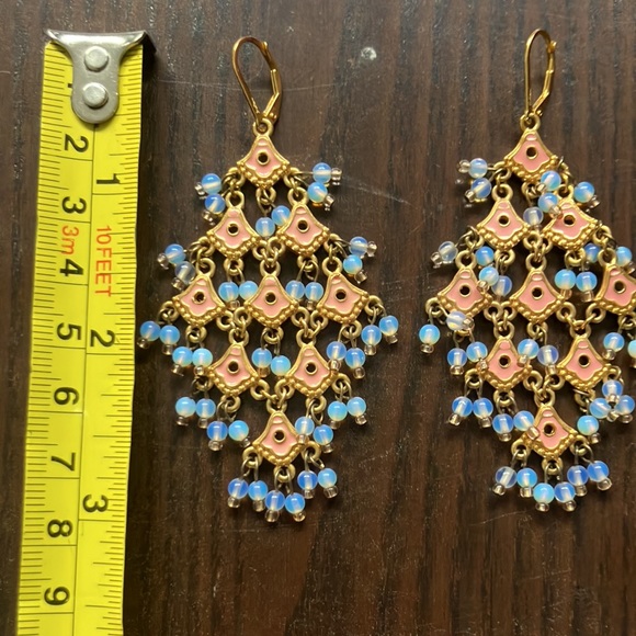 Joan Rivers chandelier gold colored with pink enamel & moonstone earrings - Picture 2 of 4